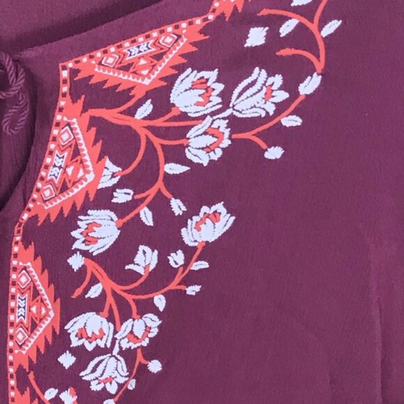 C Est 1946 NEW Boho Embroidery Floral Top Tee Bell Sleeves Shirt Lightweight 24W - Picture 6 of 15